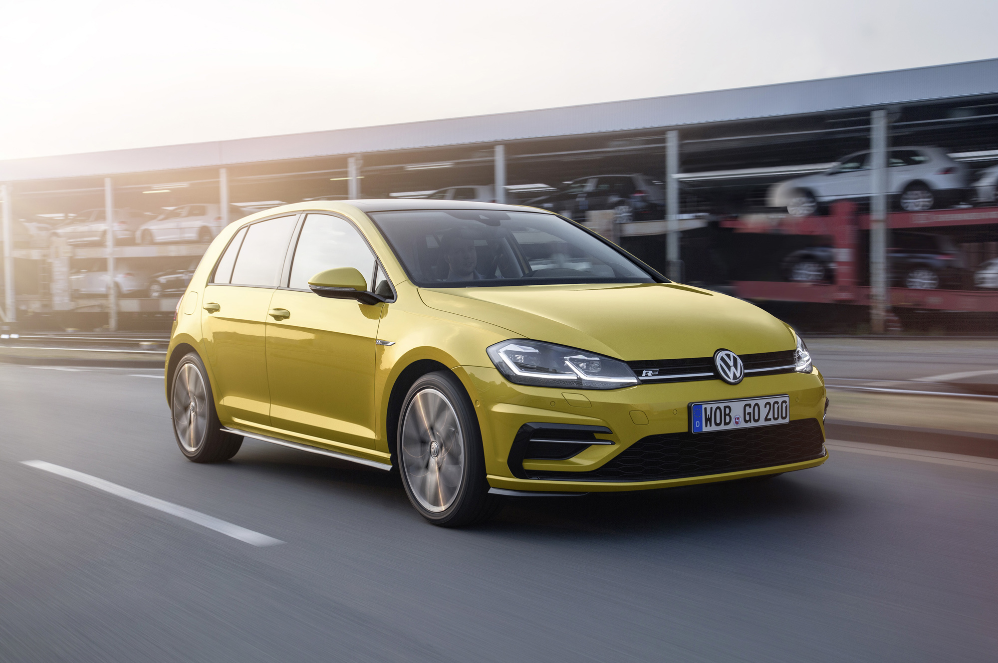 Рестайлинг хэтчбека Volkswagen Golf серьёзно затронул начинку — ДРАЙВ