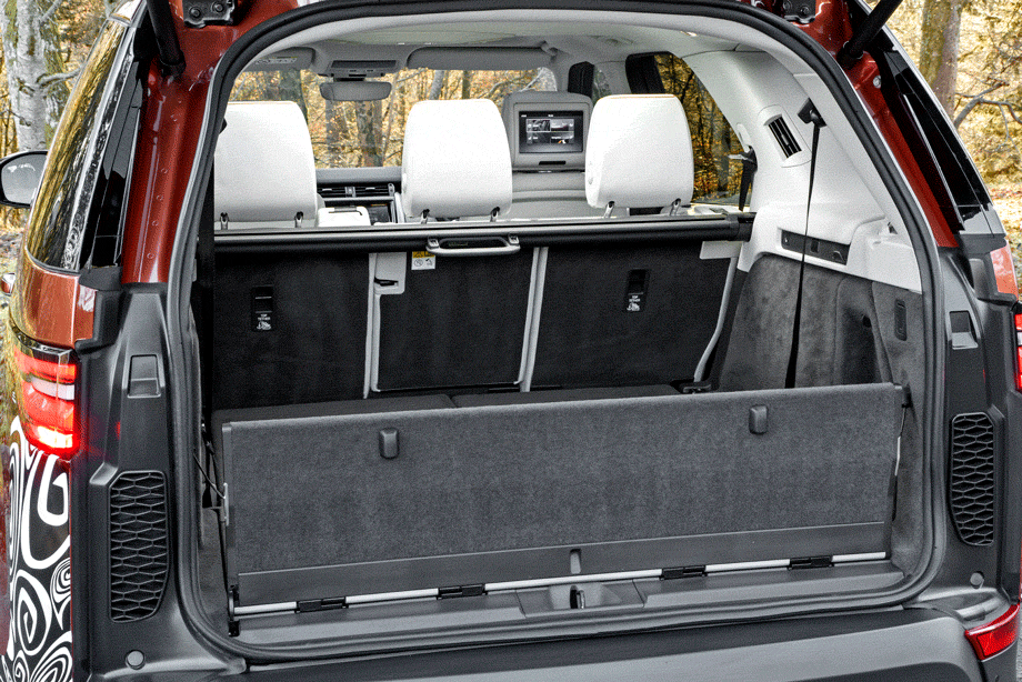 Багажник дискавери 4. Land Rover Discovery 2016 багажник. Land Rover Discovery 4 багажник. Ленд Ровер Дискавери 4 багажник. Land Rover Discovery 5 багажник.