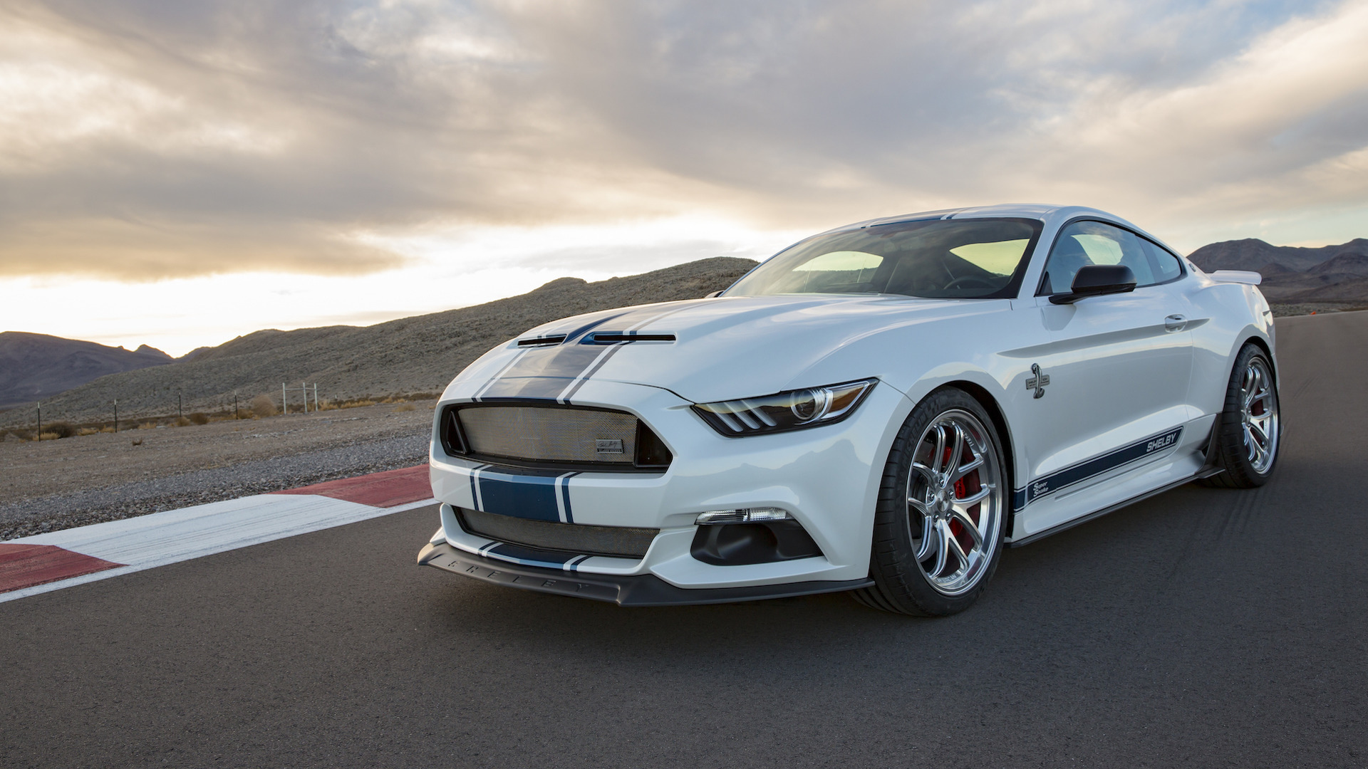 Купе 50th Anniversary Shelby Super Snake выйдет малым тиражом — ДРАЙВ