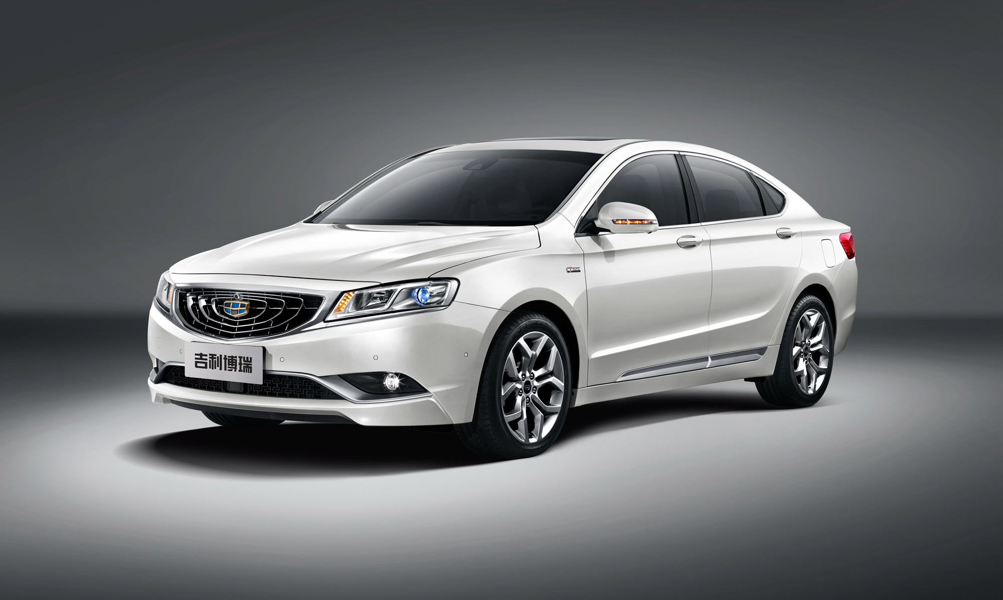 Седан Geely Emgrand GT стал недорогим билетом в бизнес-класс — ДРАЙВ