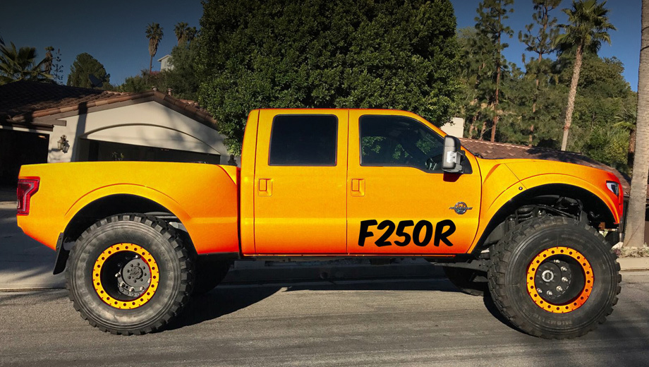 У фирмы F250R работа идёт долго. Клиент должен занять очередь, внеся депозит на сумму $1000, и только спустя месяц-два американцы приступят к переделке пикапа, которая займёт ещё от четырёх до шести недель.