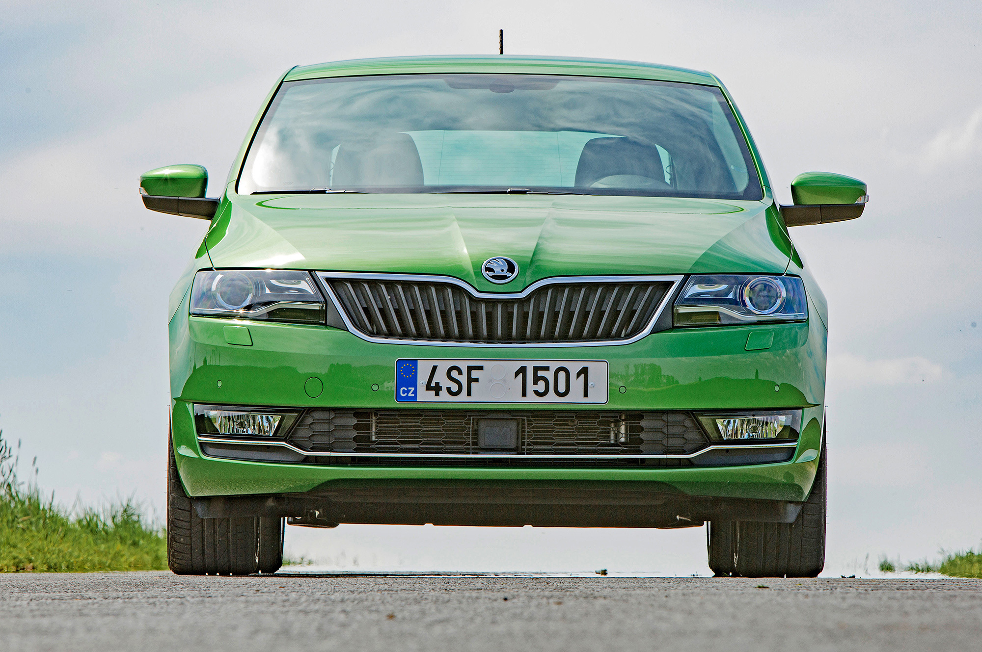 Удивляемся скромности перемен в обновлённой модели Skoda Rapid — ДРАЙВ