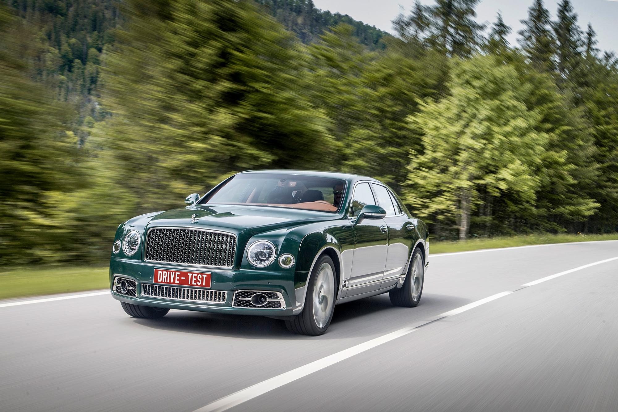 Выясняем истинное предназначение Bentley Mulsanne — ДРАЙВ