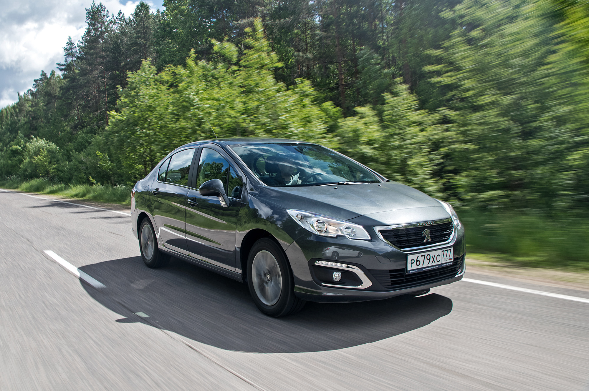 Узнаём прежний Peugeot 408 под обновлённым лицом — ДРАЙВ