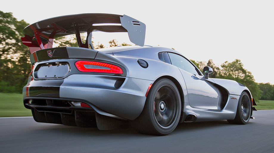  Dodge Viper      