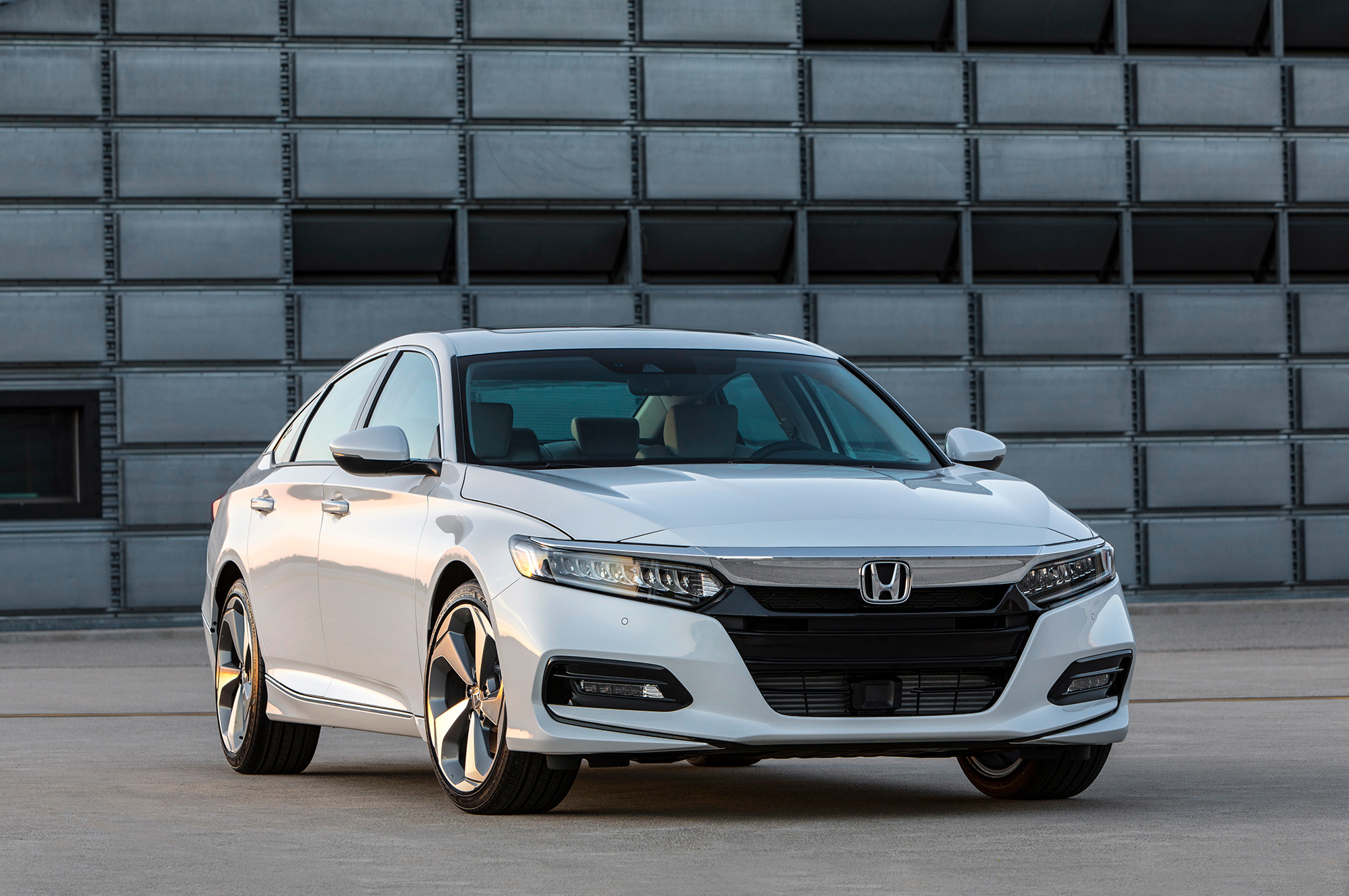 Новый седан Honda Accord серьёзно европеизировался — ДРАЙВ