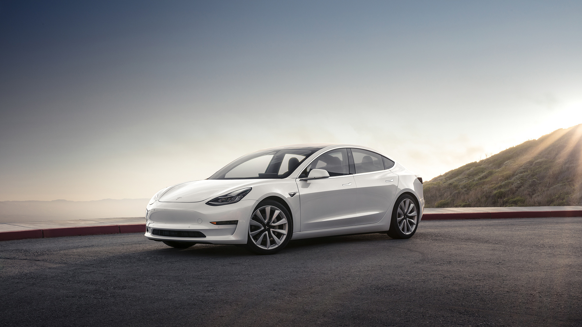 Стали известны характеристики электрокара Tesla Model 3 — ДРАЙВ