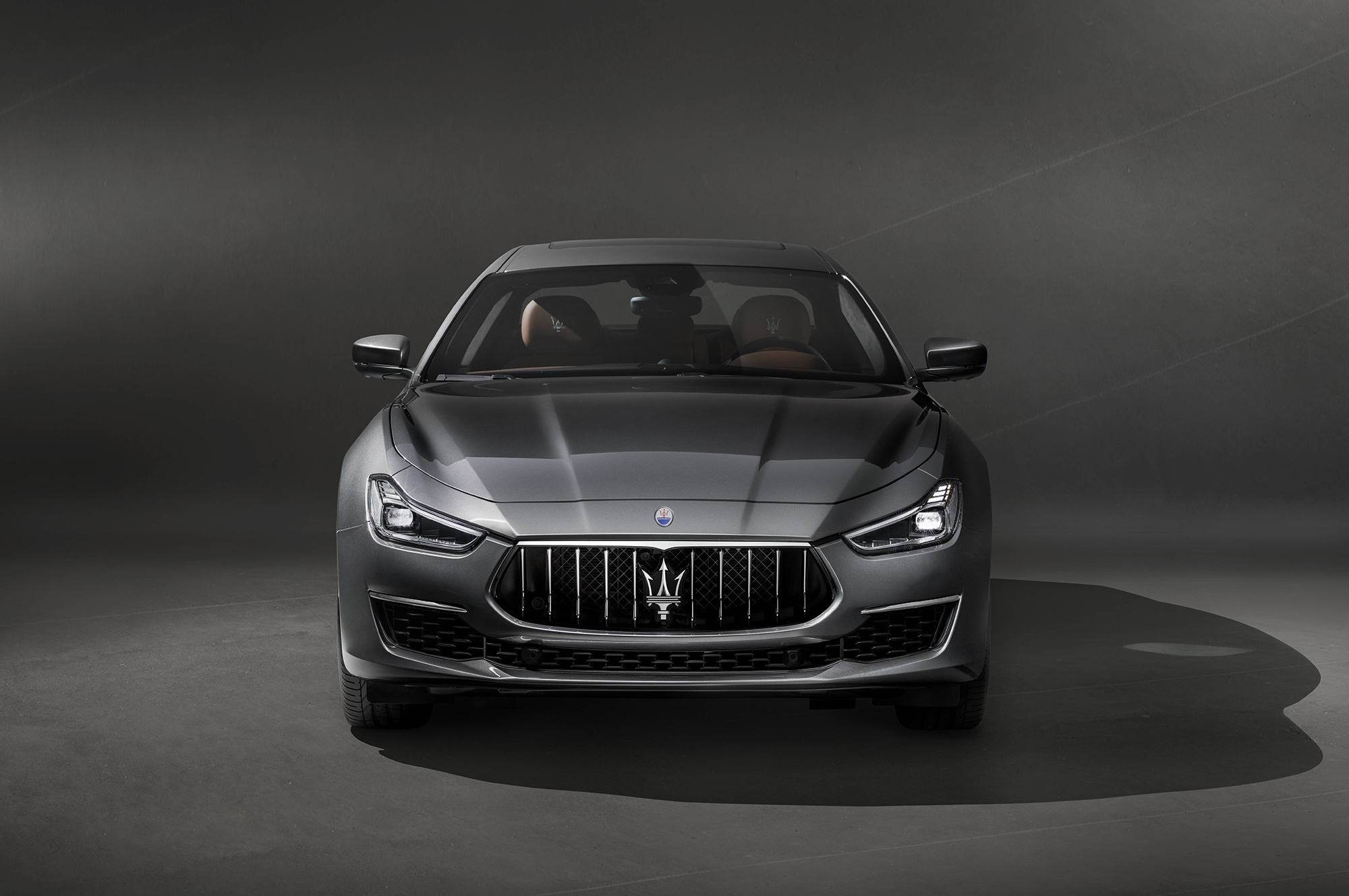 Седан Maserati Ghibli улучшен в версии GranLusso — ДРАЙВ