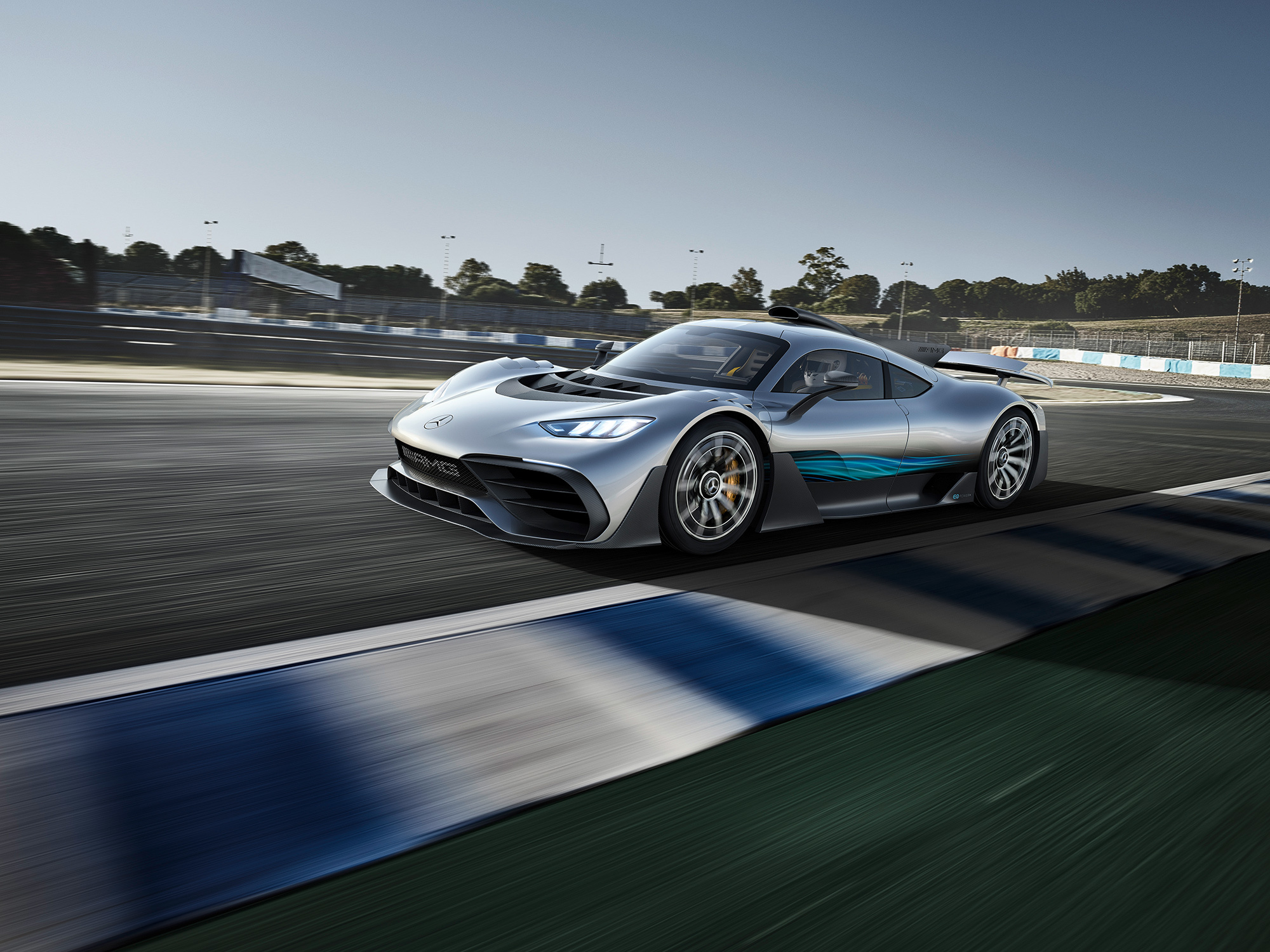 Гиперкар Mercedes AMG one