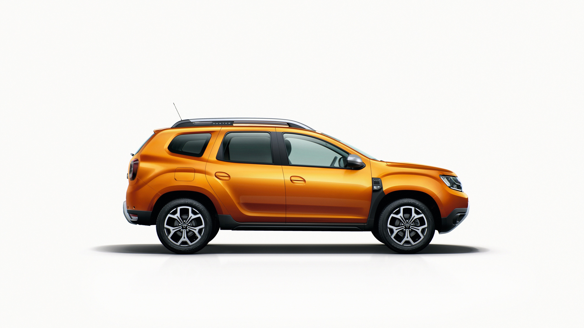 Паркетник Dacia Duster стал комфортнее и безопаснее — ДРАЙВ