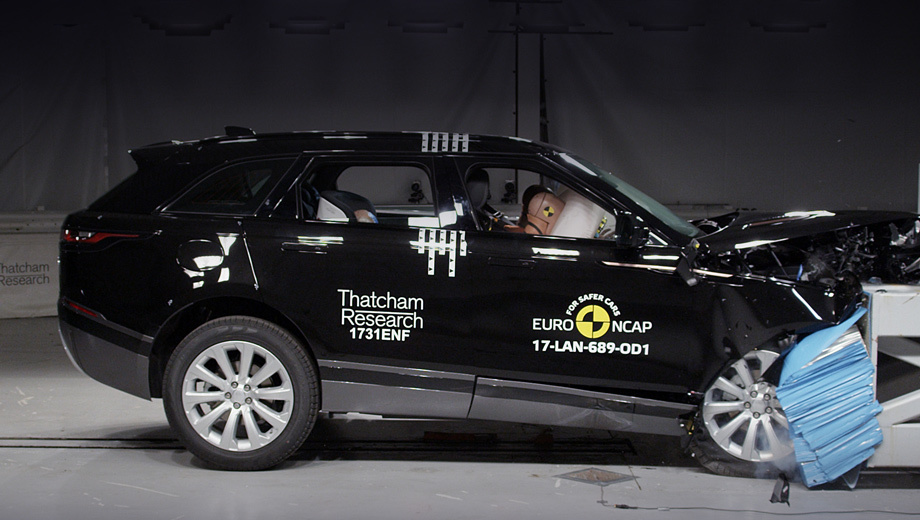 Land rover range rover velar. В последние годы ассоциация Euro NCAP тестирует машины крупными партиями. Бывало, за один раз разбивалось 15 моделей. Velar выступил в одиночестве, и испытатели не пожалели для него тёплых слов, назвав «британца» одним из лучших кроссоверов во всех аспектах безопасности.