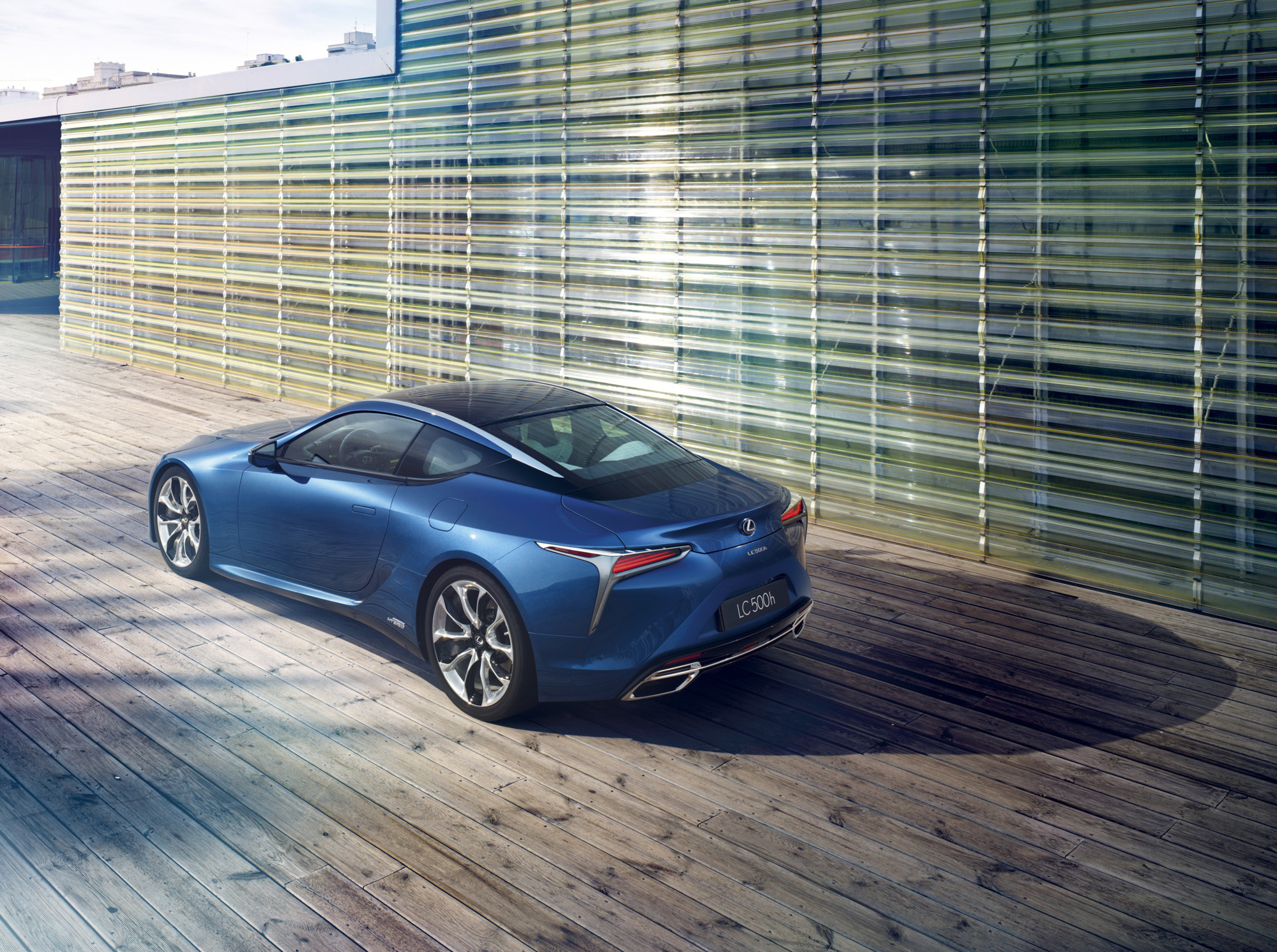 Купе Lexus LC Structural Blue заимствовало краску у бабочек — ДРАЙВ