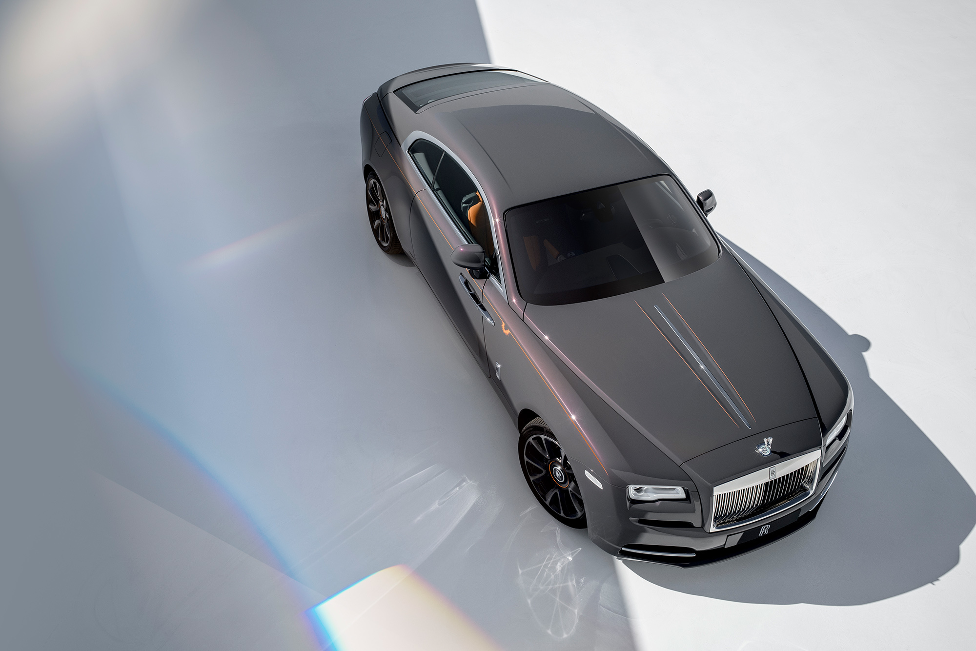 Купе Rolls-Royce Wraith Luminary удивило спецэффектами — ДРАЙВ