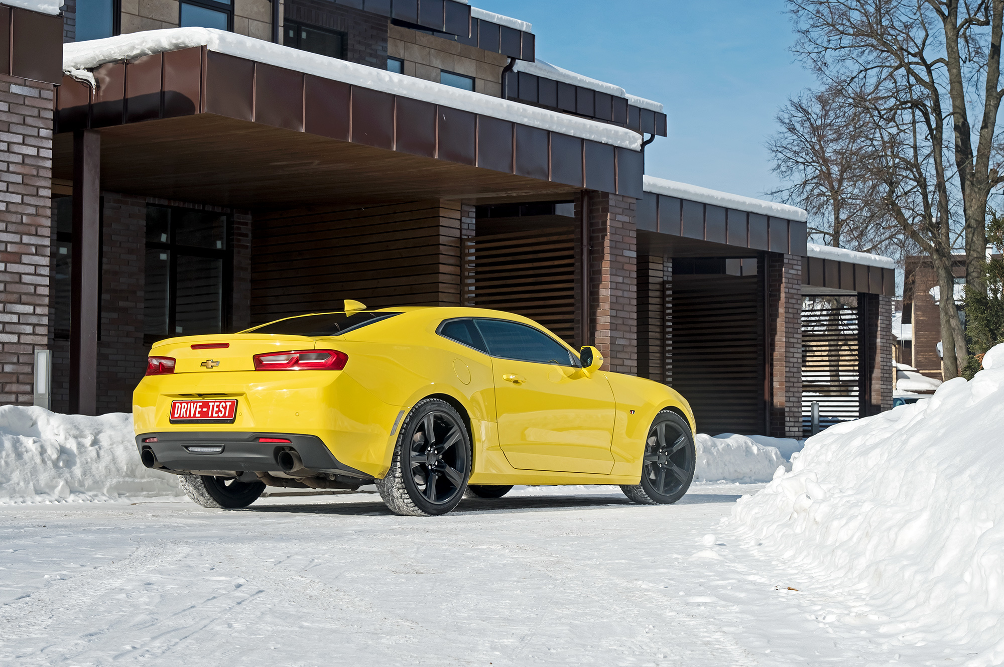 Расстаёмся с иллюзиями в отношении Chevrolet Camaro 2.0 — ДРАЙВ