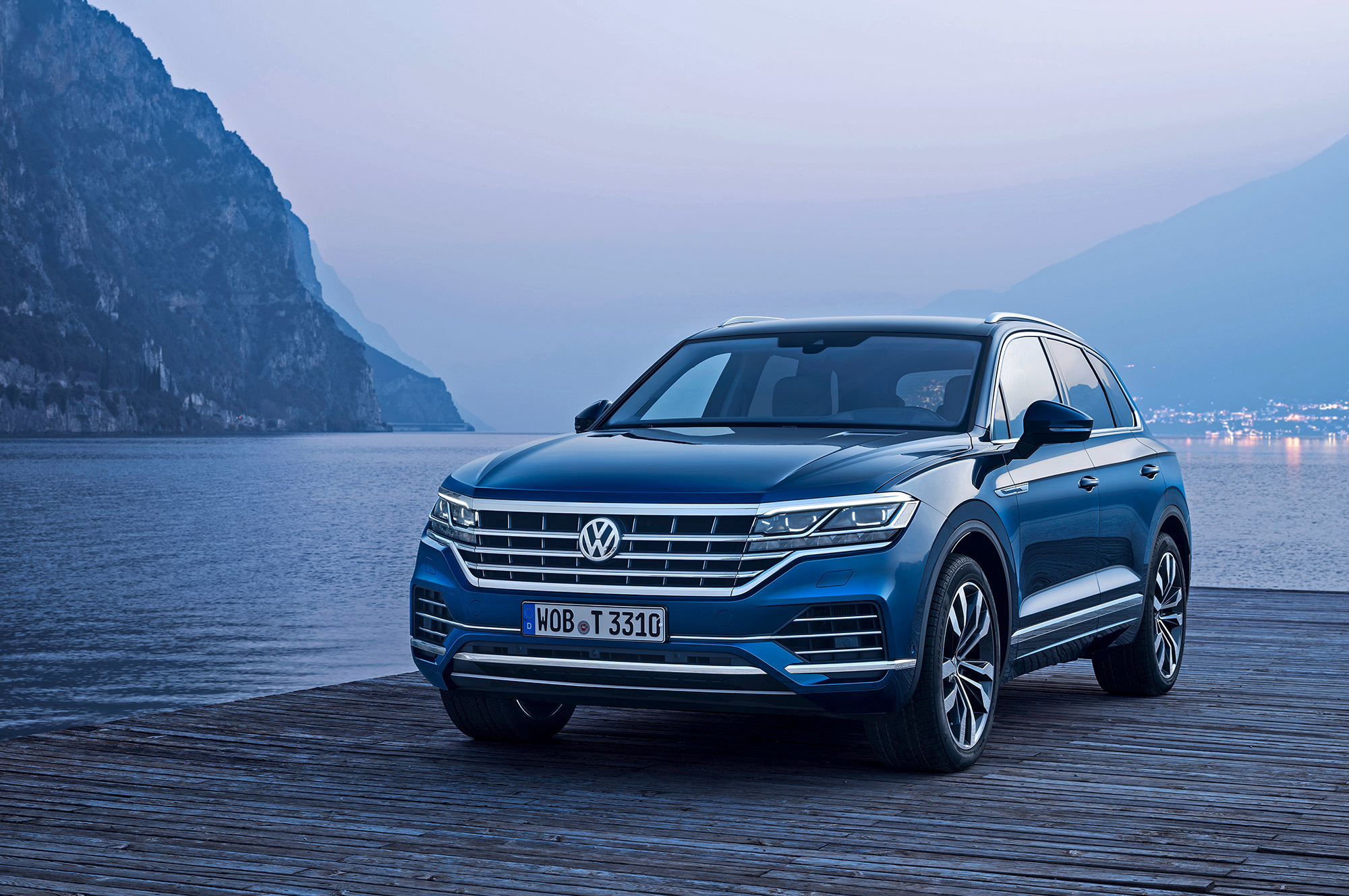 Пытаемся вдохновиться кроссовером Volkswagen Touareg — ДРАЙВ