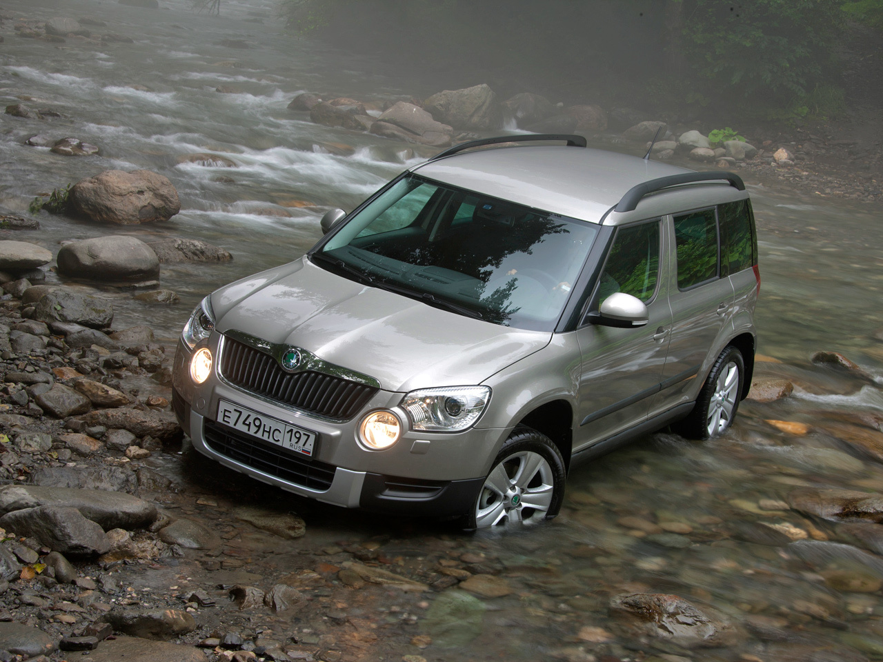 Skoda yeti. Skoda Yeti 1.8. Skoda Yeti дорестайл. Шкода Йети 100. Шкода ети 1.8полный привод.