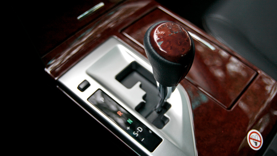 Передача d2. Механическая коробка передач. D1 d2 d3 на автомате. Передача d2. Буквы коробки автомат.