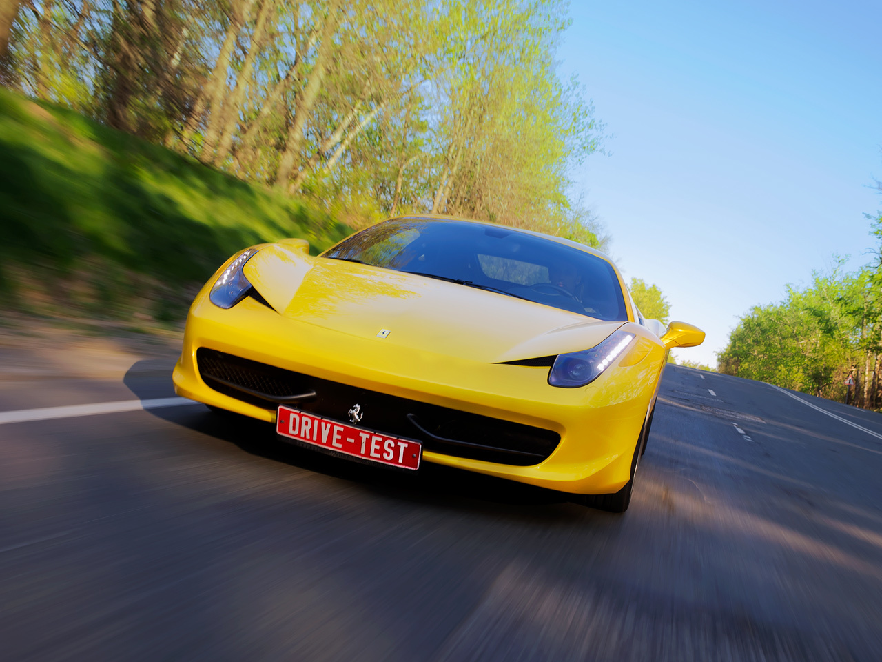 Проверяем, осталась ли Italia в суперкаре Ferrari 458 — ДРАЙВ