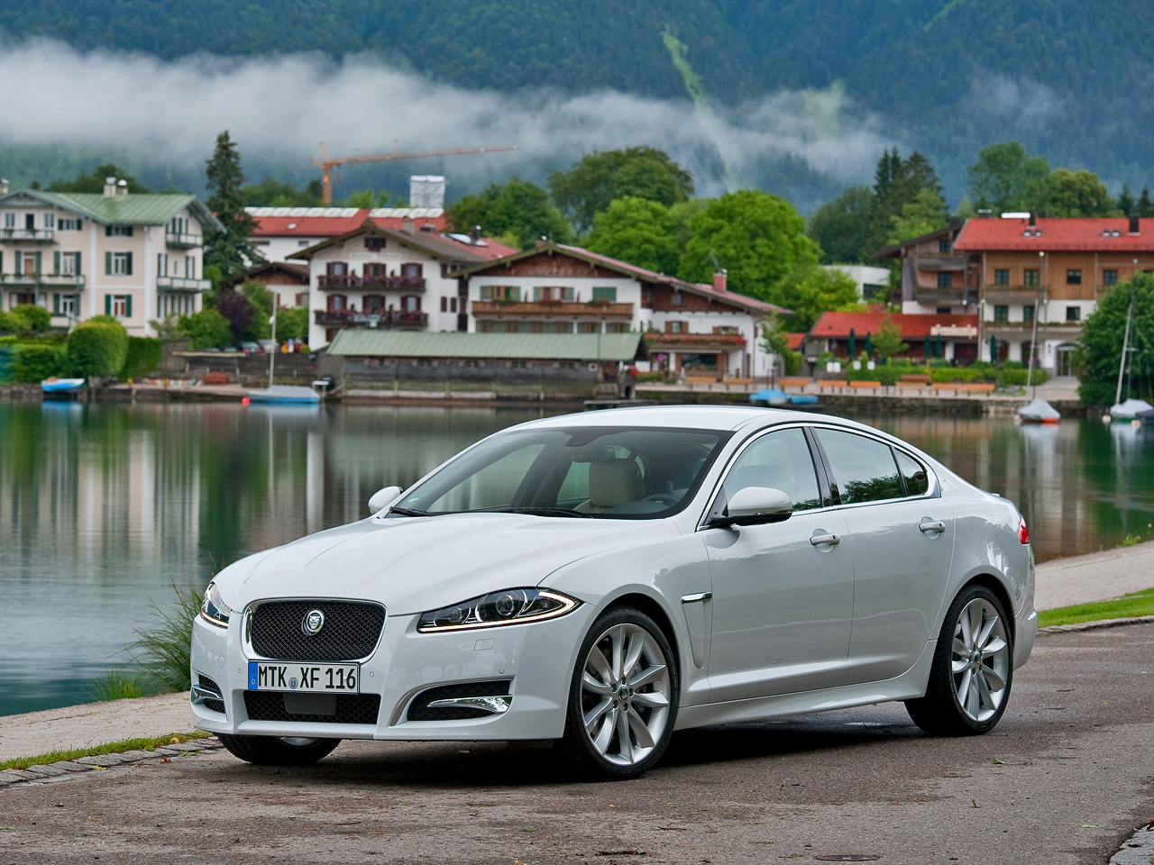 Ягуар xf 2012. Ягуар машина XF. Jaguar XF 2023. Ягуар XF 2013. Jaguar XF 2008.