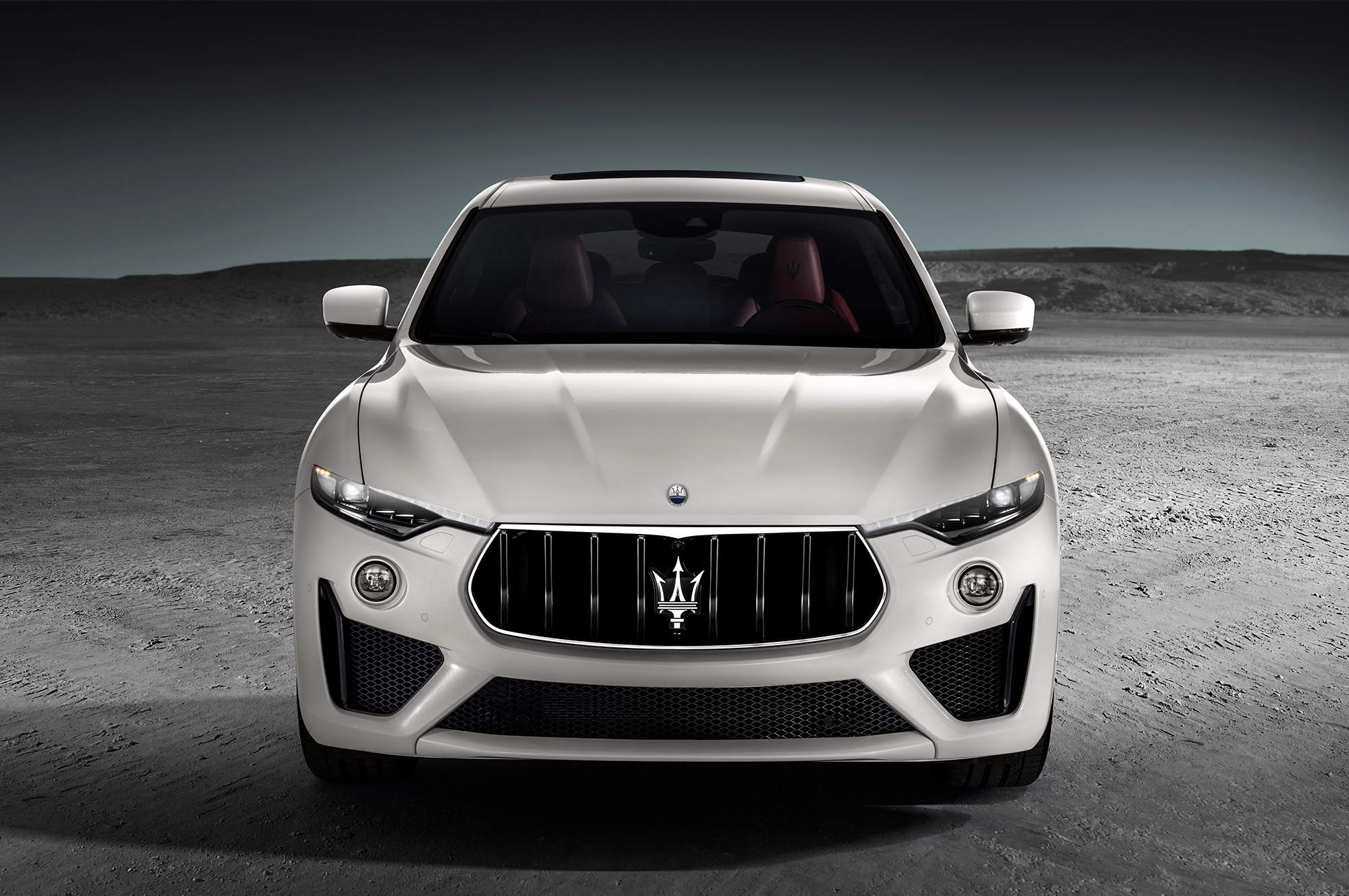 Заряженный» Maserati Levante GTS оказался в тени Trofeo — ДРАЙВ