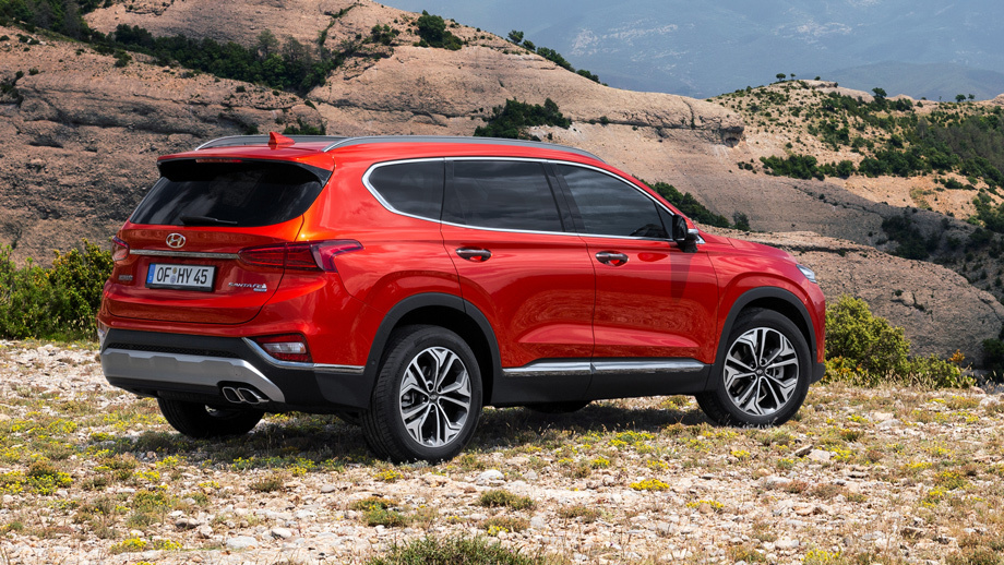 Технические характеристики хендай санта фе 2. Hyundai grand santa fe 2014. Hyundai santa fe 3 клиренс. Хендэ santa fe gl 2wd 2001. Гранд санта фе 2021.