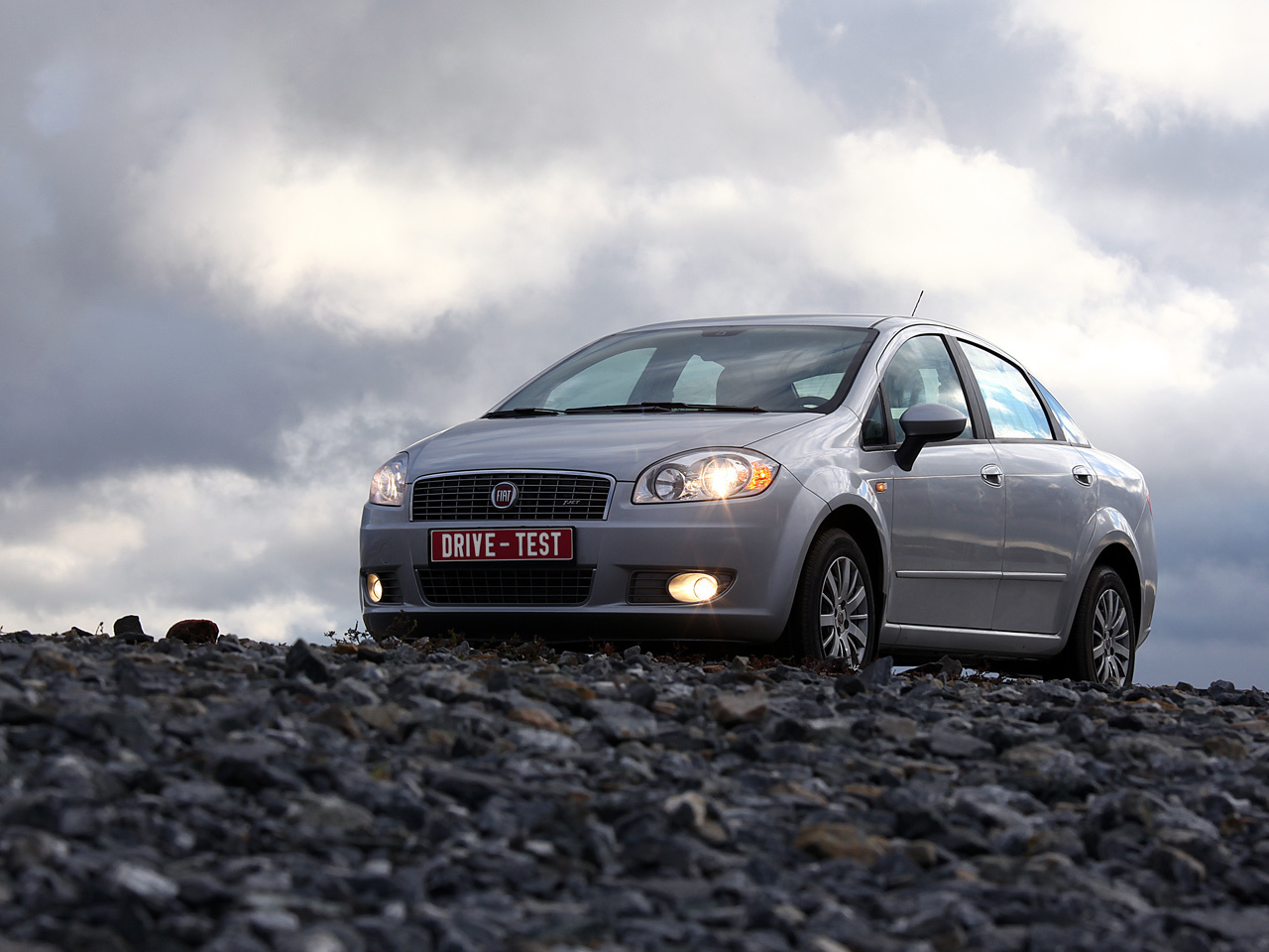 Пересчитываем по пальцам плюсы седана Fiat Linea — ДРАЙВ