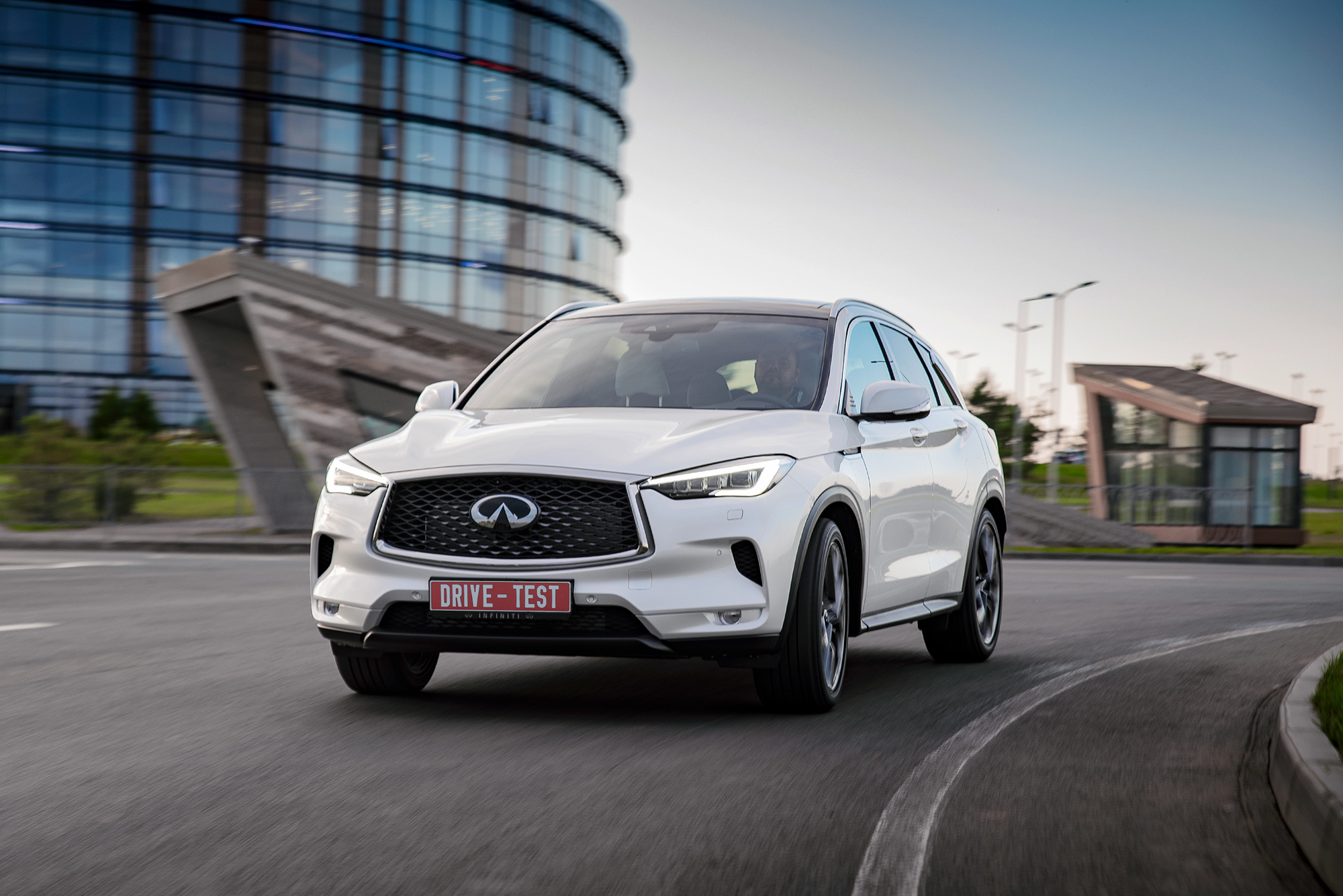 Меняем степень сжатия в кроссовере Infiniti QX50 — ДРАЙВ