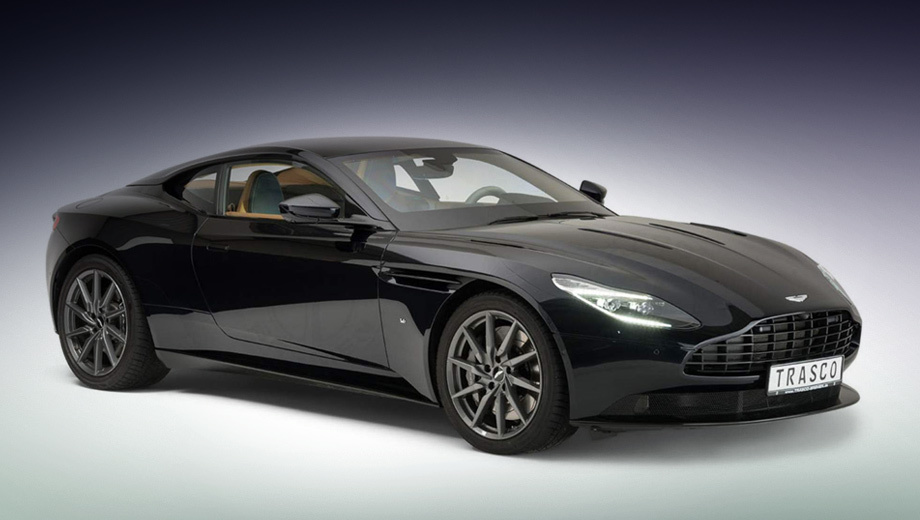 Aston martin db11. Купе DB11 оснащается битурбомотором V12 мощностью 608 сил (700 Н•м). Задний привод, разгон до сотни за 3,9 с. Цена в России — около 20 млн рублей.