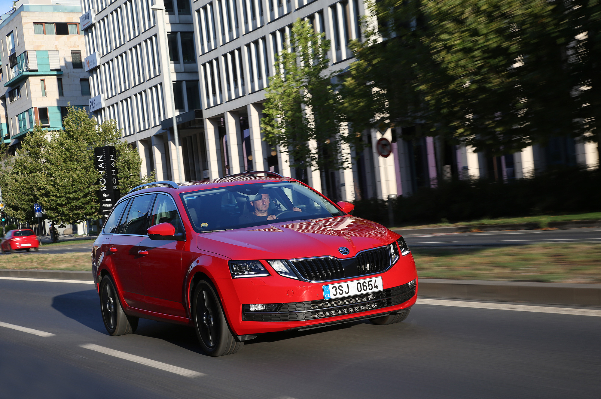 Двухтопливный универсал Skoda Octavia G-TEC стал мощнее — ДРАЙВ