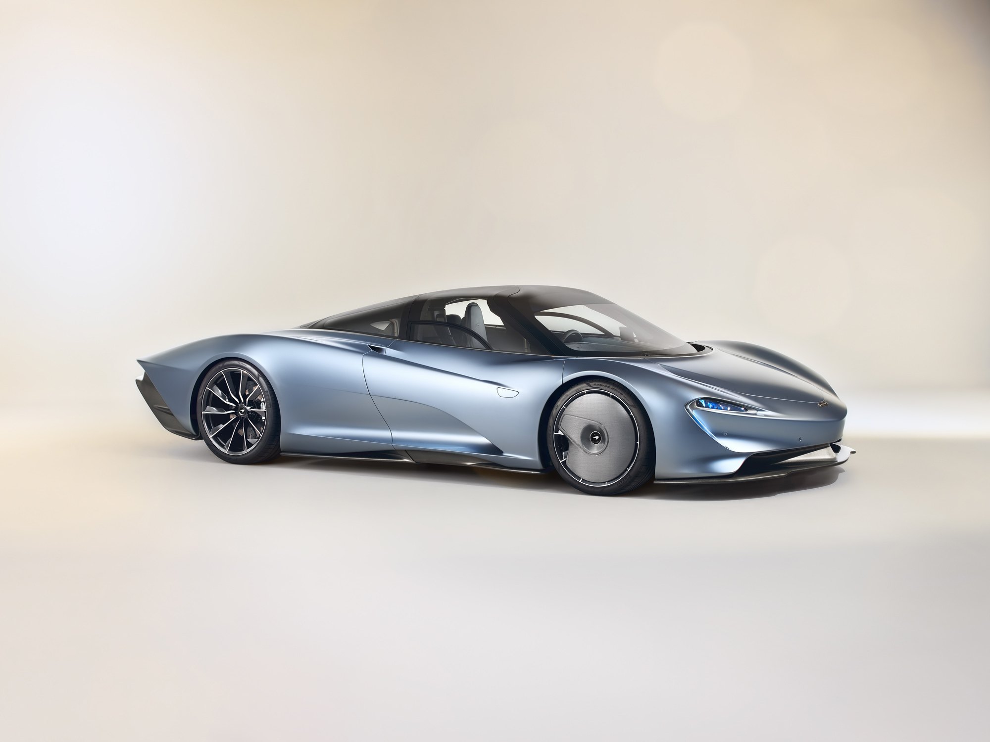 Гиперкар McLaren Speedtail удивил аэродинамикой — ДРАЙВ