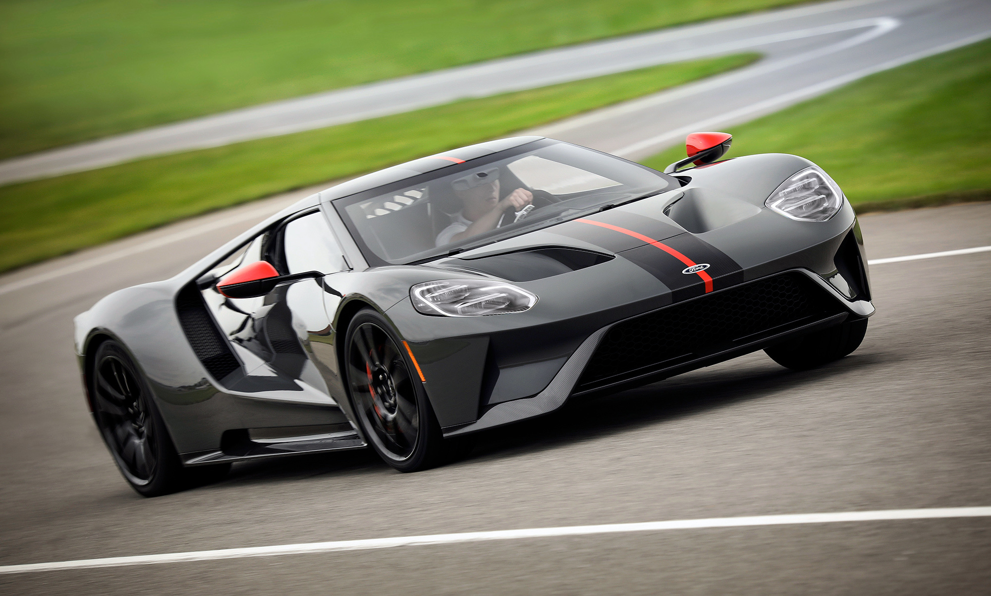 Спецверсия Ford GT Carbon Series отличилась лёгкостью — ДРАЙВ