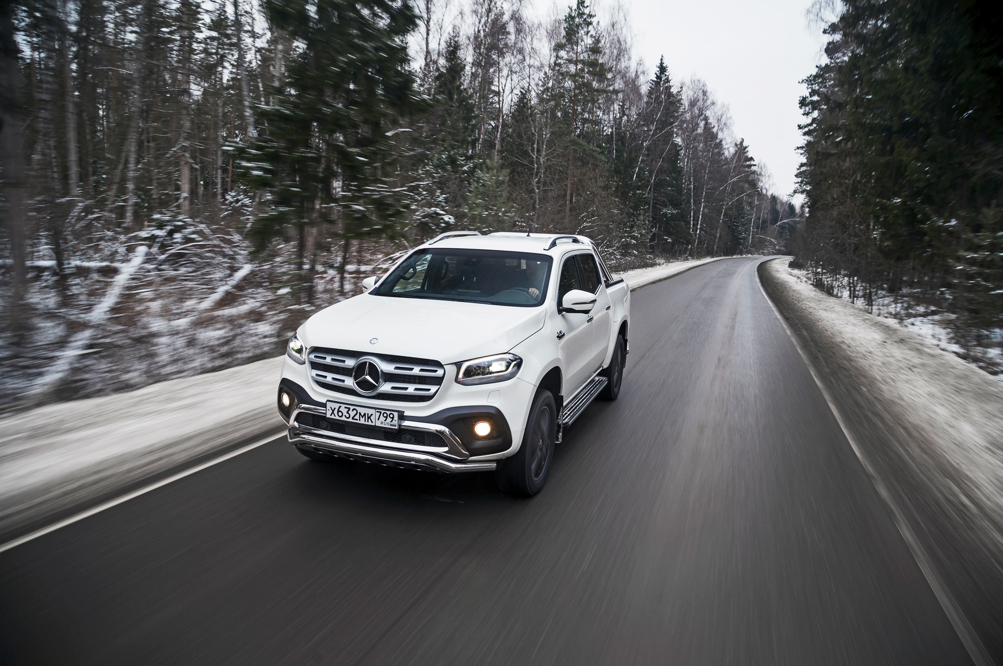 Скачем в шестицилиндровом пикапе Mercedes-Benz X 350 d — ДРАЙВ