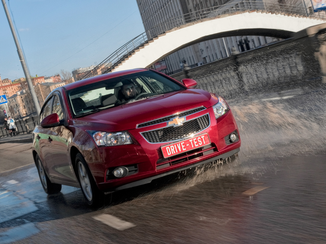 Встречаем половодье вместе с Chevrolet Cruze — ДРАЙВ