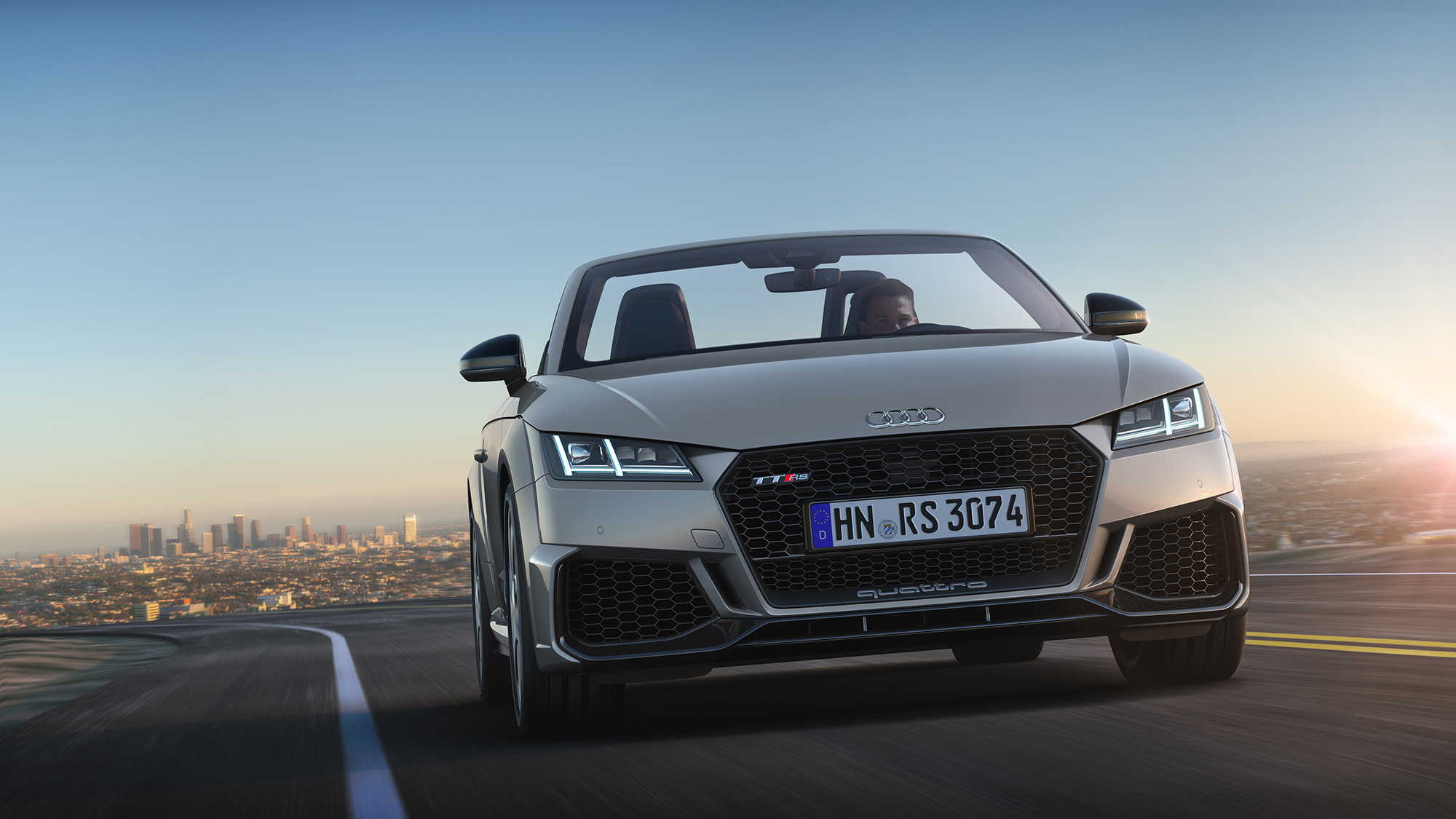 Пара моделей Audi TT RS обновилась по-минимуму — ДРАЙВ