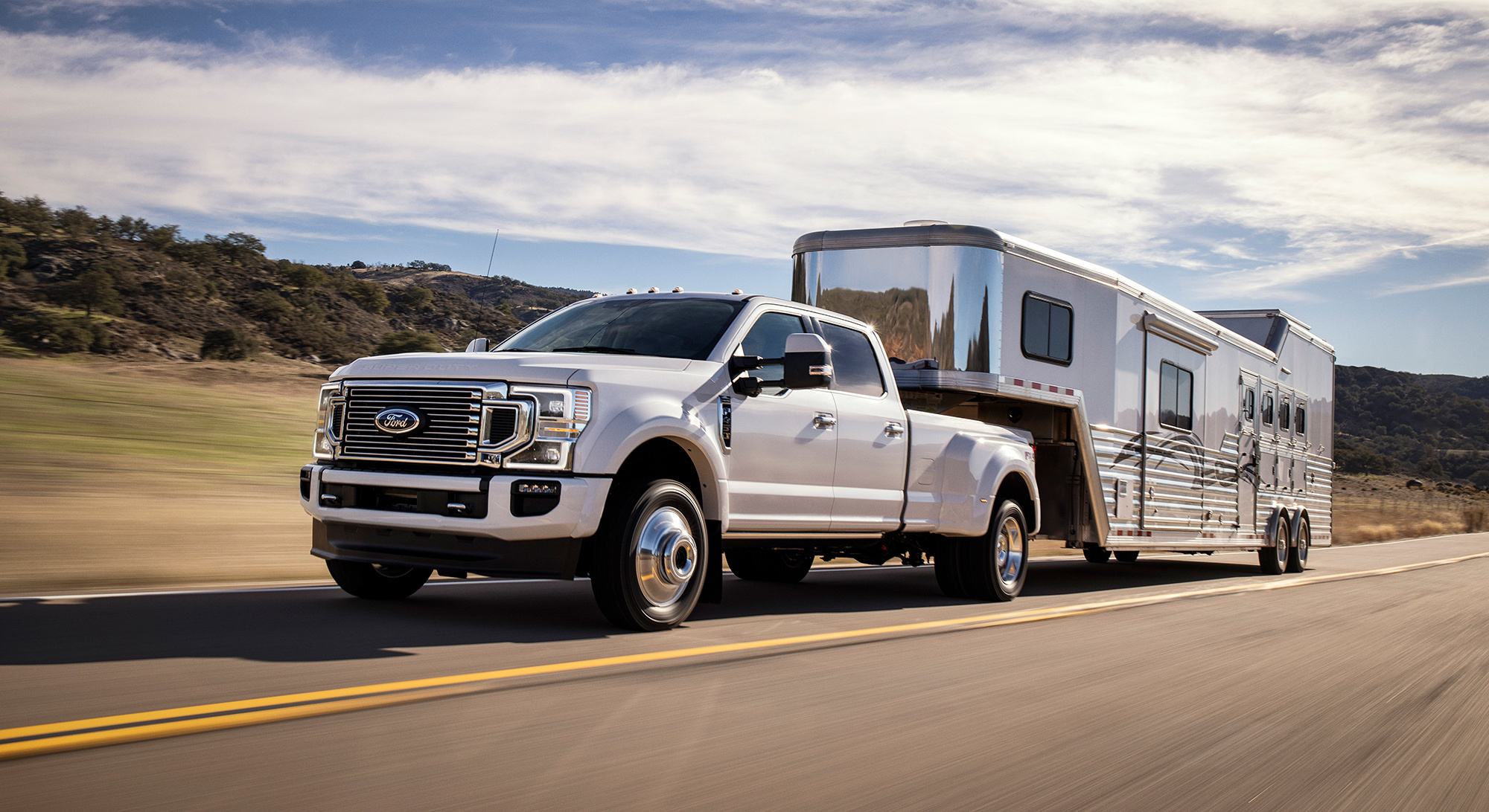 Пикап Ford F-Series Super Duty принял новый силовой агрегат — ДРАЙВ