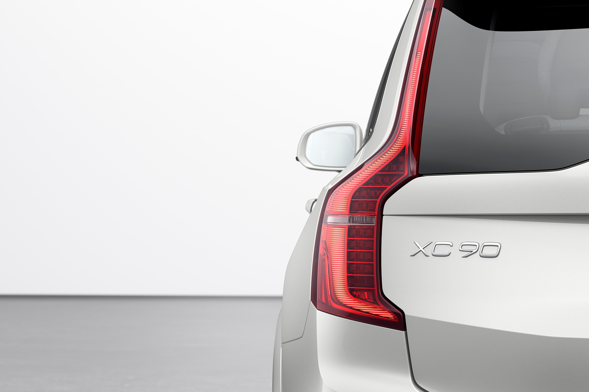 Кроссовер Volvo XC90 прошёл небольшую модернизацию — ДРАЙВ