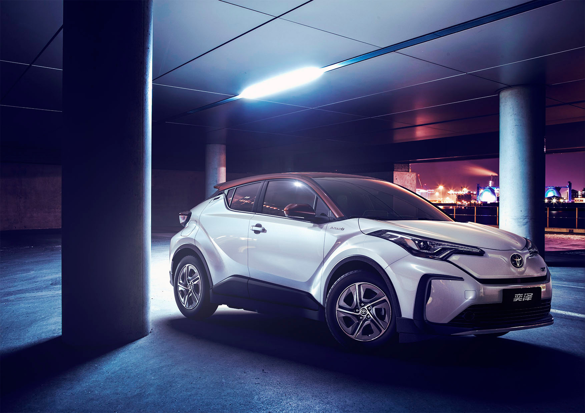 Паркетник Toyota C-HR показался в электрической версии — ДРАЙВ