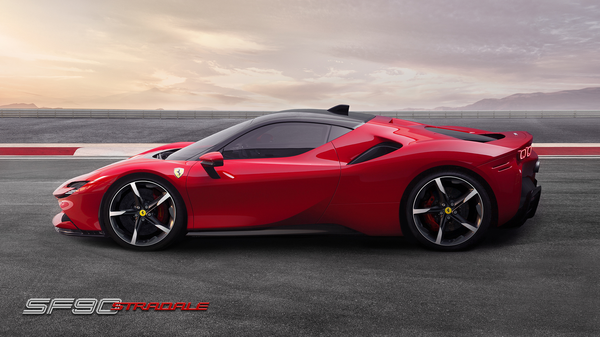 Купе Ferrari SF90 Stradale стало во многом революционным — ДРАЙВ