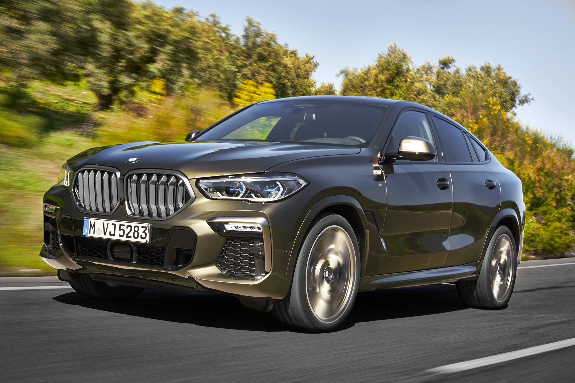 Новый BMW X6 выйдет на российский рынок в конце осени — ДРАЙВ