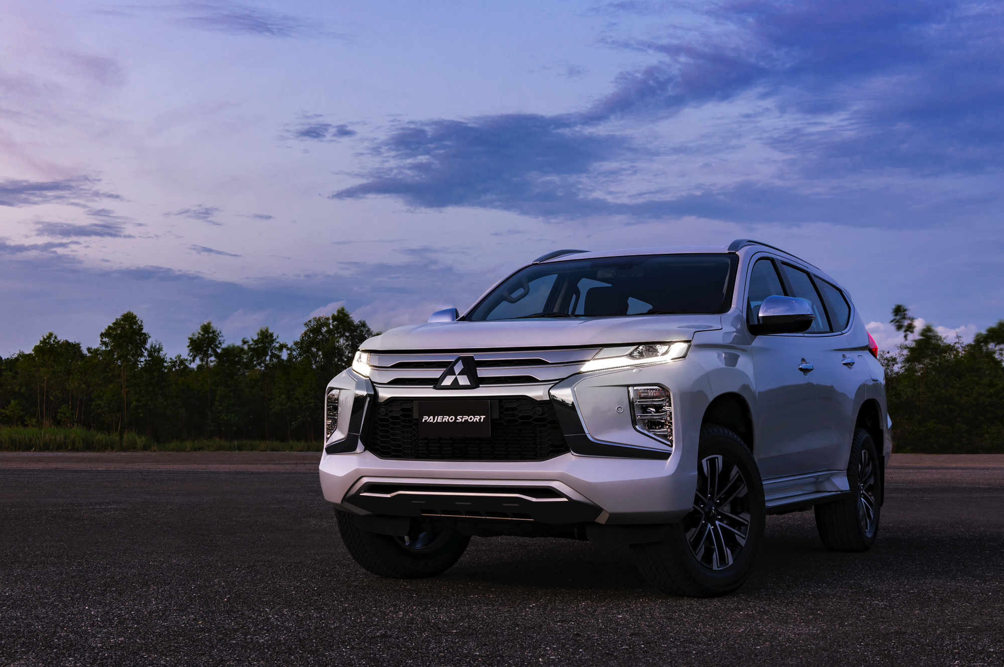 Модель Mitsubishi Pajero Sport улучшила дизайн и оснащение — ДРАЙВ