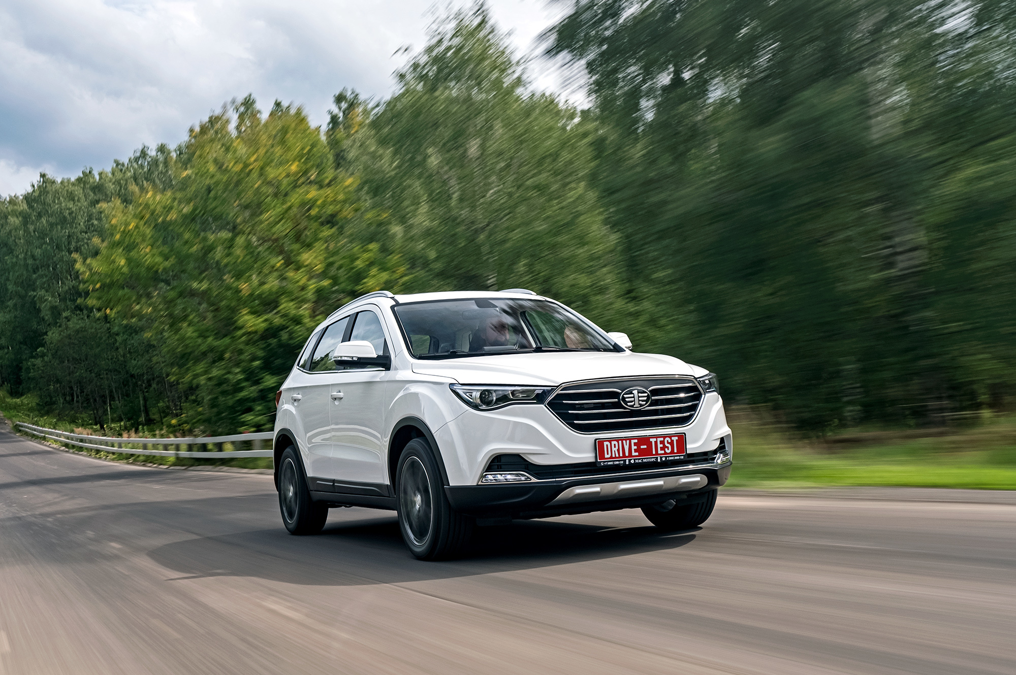 Находим старомодным кроссовер FAW Besturn X40 — ДРАЙВ