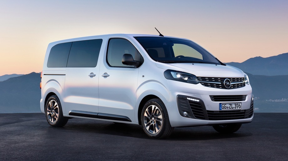             Со дня на день «резидентом» калужского завода станет <a href="/e/BztbQEAAA2M" class="c-link">Opel Zafira Life</a>/<a href="/e/B01UAEAAAKE" class="c-link">Vivaro</a>. Хотя Опели отличаются от других клонов только декором, им полный привод пока никто не обещал.
