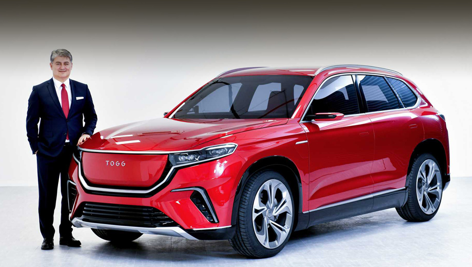 Генеральный директор TOGG Гюркан Каракаш полагает: производители электрокаров и машин с высоким уровнем автономности, которые сейчас занимают лишь несколько процентов рынка, к 2035 году присвоят 40% прибыли в отрасли, а фирмам, выпускающим «классические» модели, останется 60% вместо нынешних почти ста.