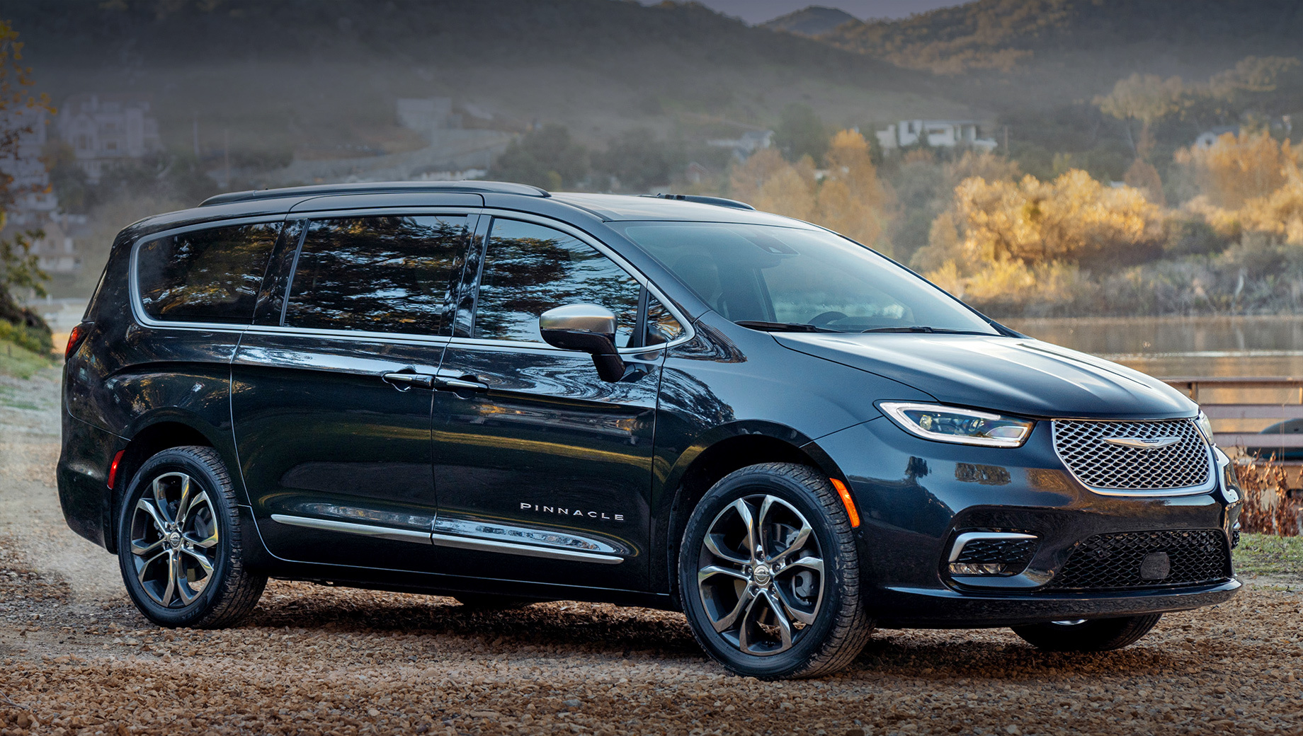 Улучшенный минивэн Chrysler Pacifica получил полный привод — DRIVE2