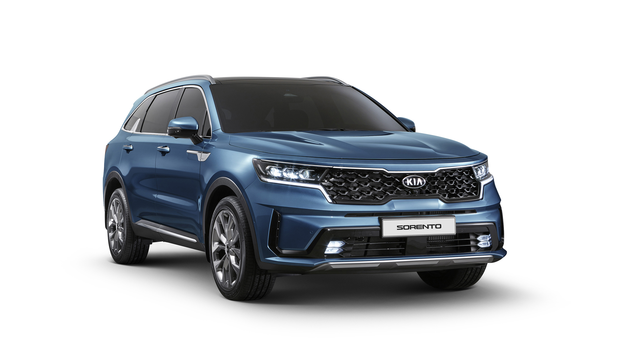 Паркетник Kia Sorento получил новые силовые установки и «робот» — ДРАЙВ