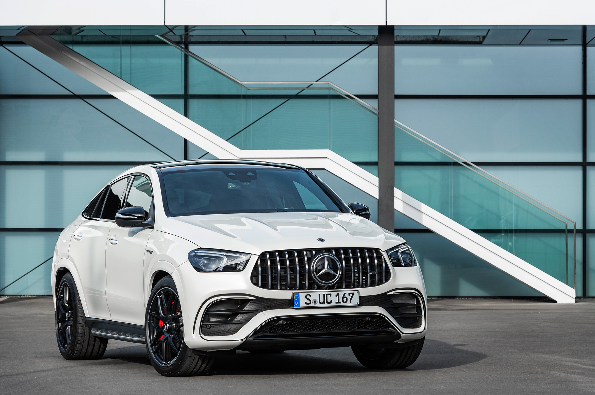 Кроссоверы Mercedes-AMG GLE 63 и 63 S обрели версию Coupe — ДРАЙВ