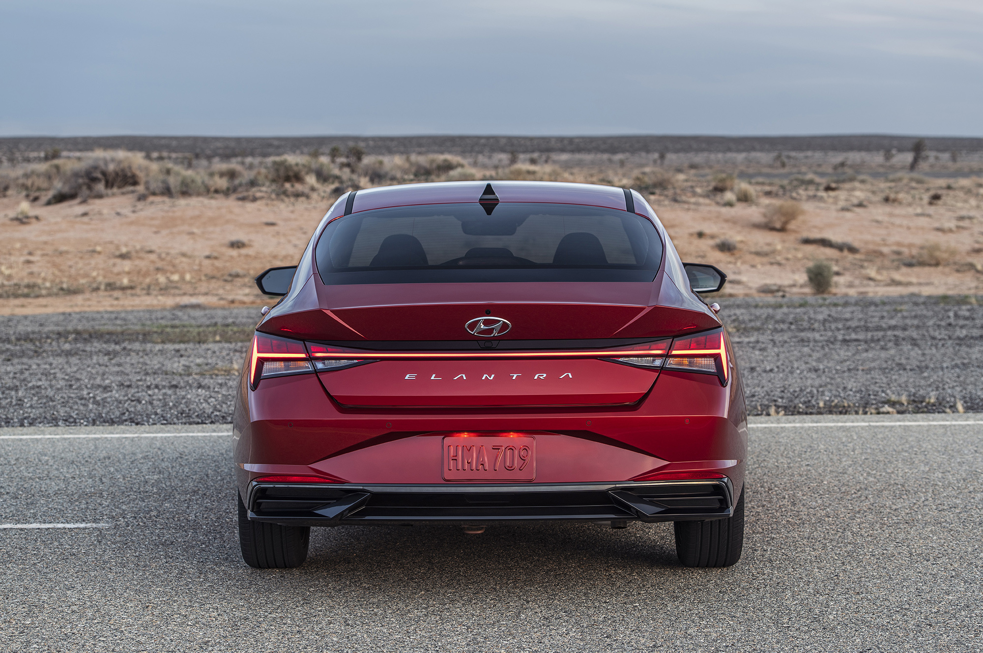 Новая хендай элантра фото. Hyundai Elantra 2021. Hyundai Elantra 2020. Новая Hyundai Elantra 2021. Hyundai Elantra 2020 новая.