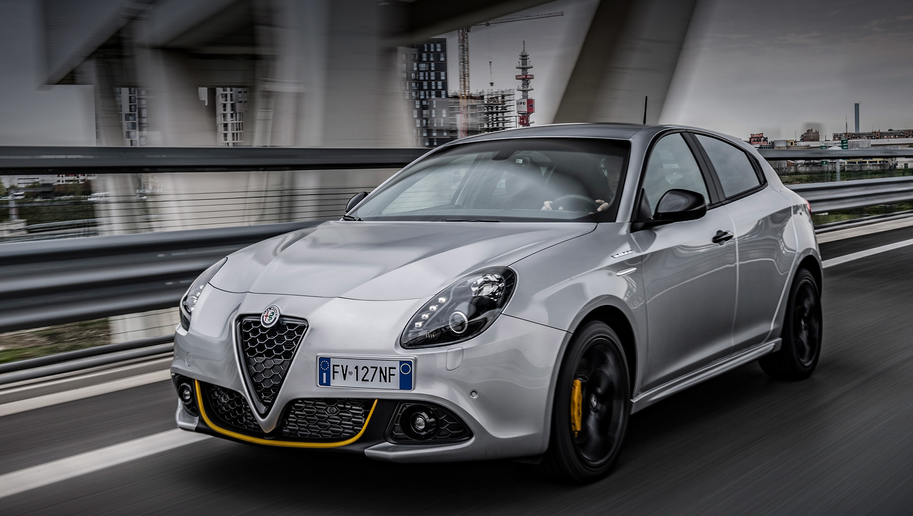 Хэтчбек Alfa Romeo Giulietta останется без преемника — DRIVE2