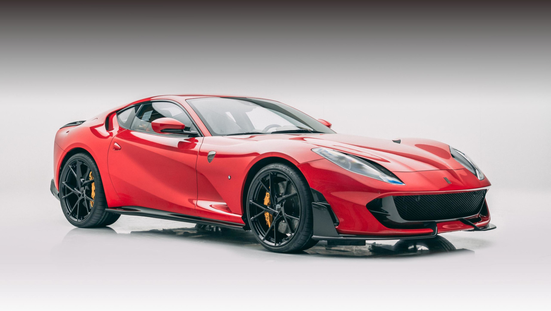 Ferrari 812 superfast фото