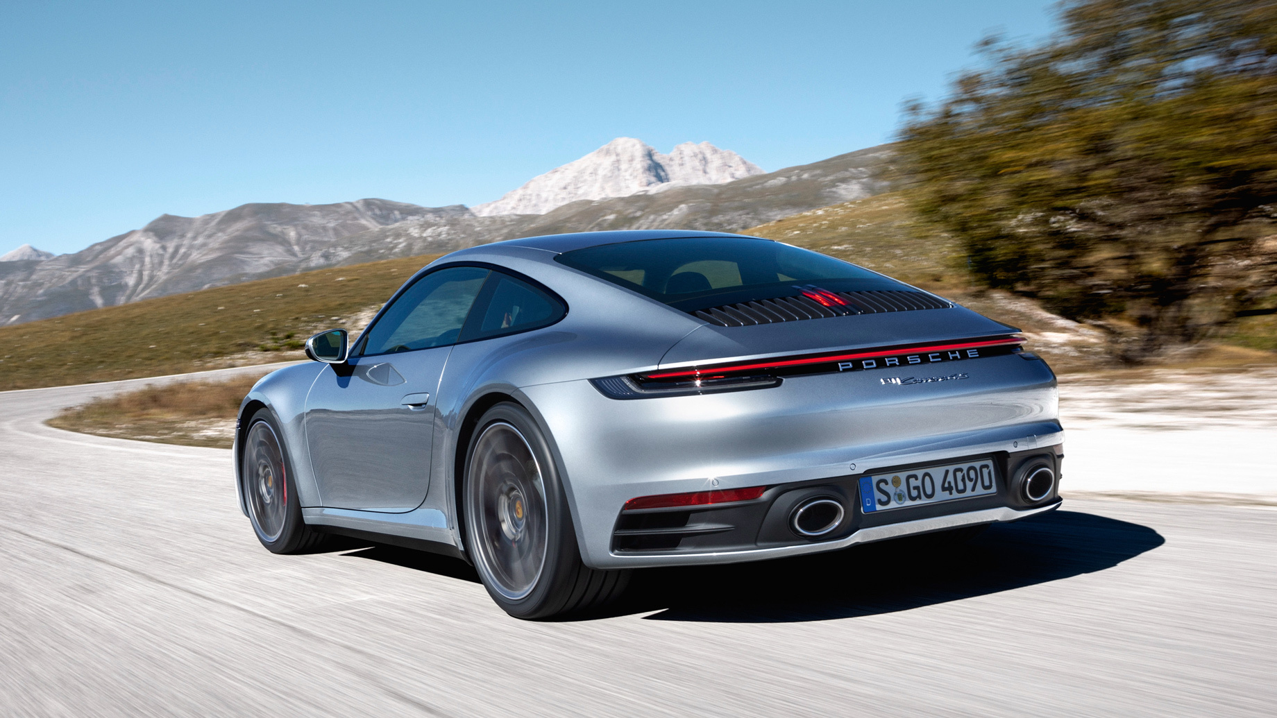 Porsche 992 Carrera 4s